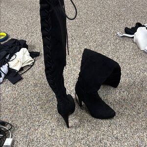 Elegant Black Women's Boots